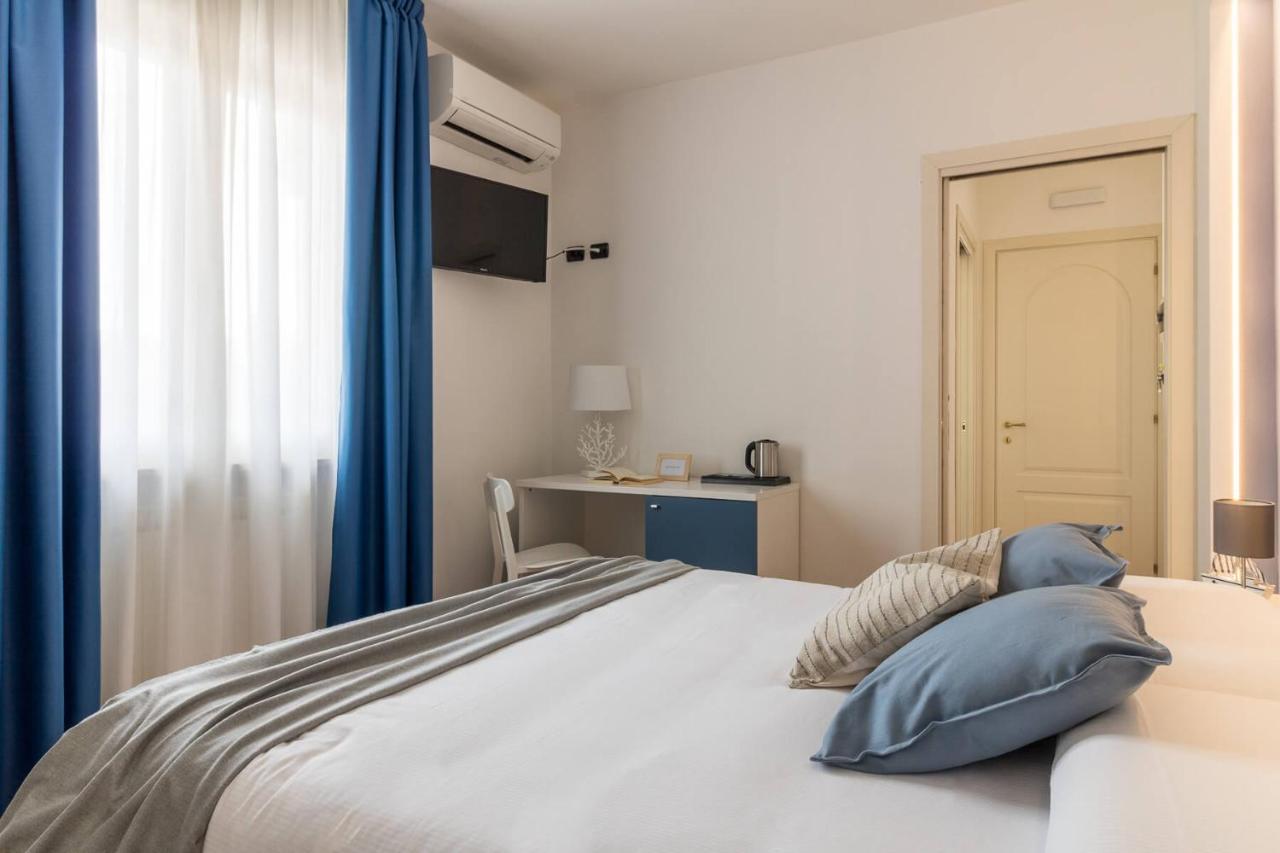 Le 2 Perle 2.0 Hotel Peschiera del Garda Buitenkant foto