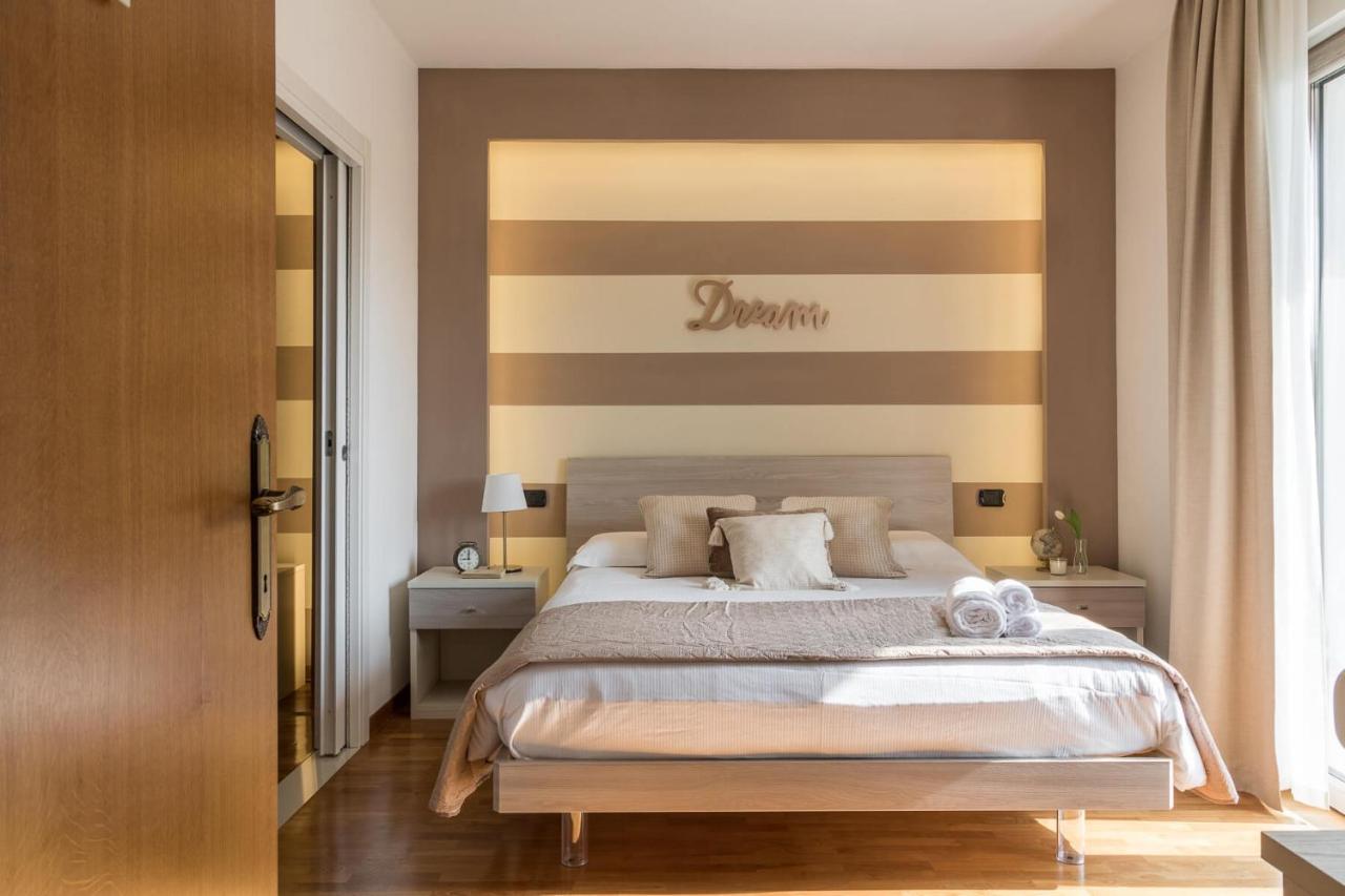 Le 2 Perle 2.0 Hotel Peschiera del Garda Buitenkant foto